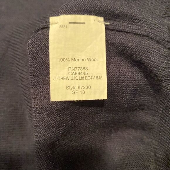J. CREW LIGHTWEIGHT MERINO WOOL SWEATER IN Navy - Picture 9 of 12